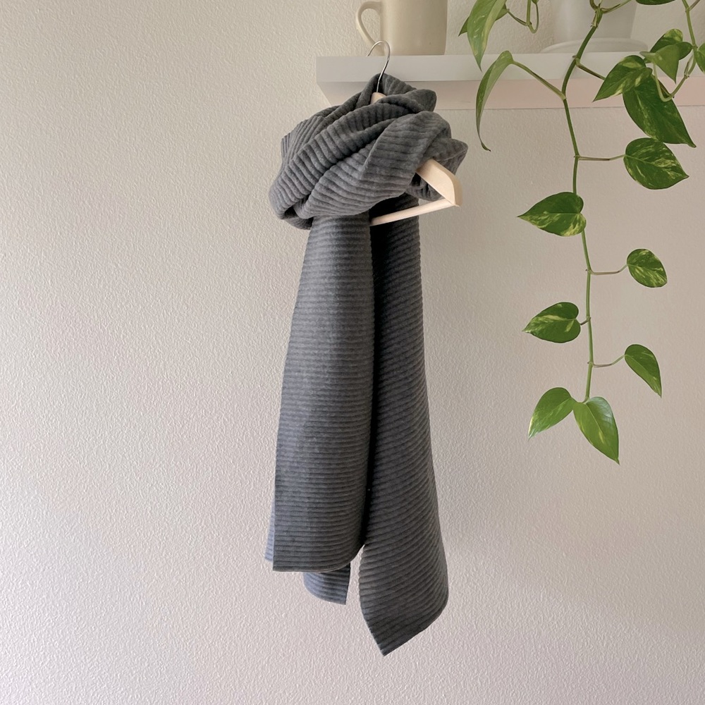 Oversized neck scarf | charcoal gray oversized scarf | Apana fleece neck scarf